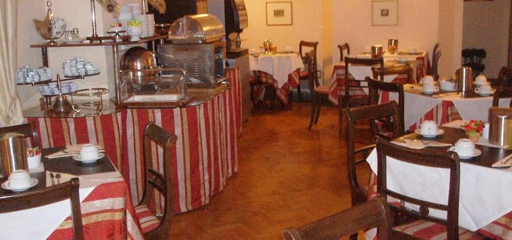 Hotel Unicorno Флоренция Экстерьер фото