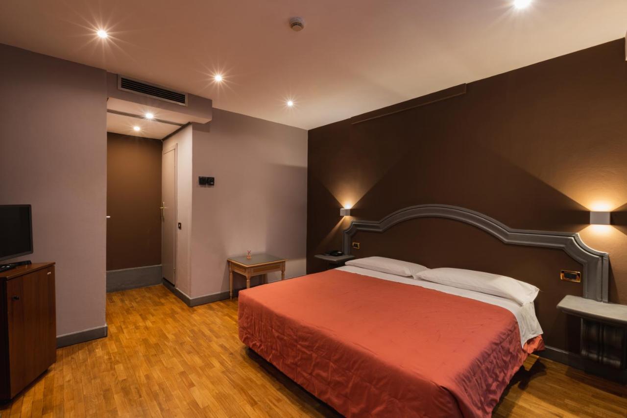 Hotel Unicorno Флоренция Экстерьер фото