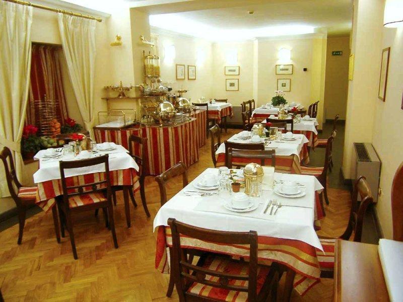 Hotel Unicorno Флоренция Ресторан фото