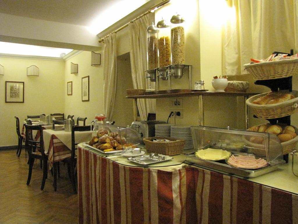 Hotel Unicorno Флоренция Экстерьер фото